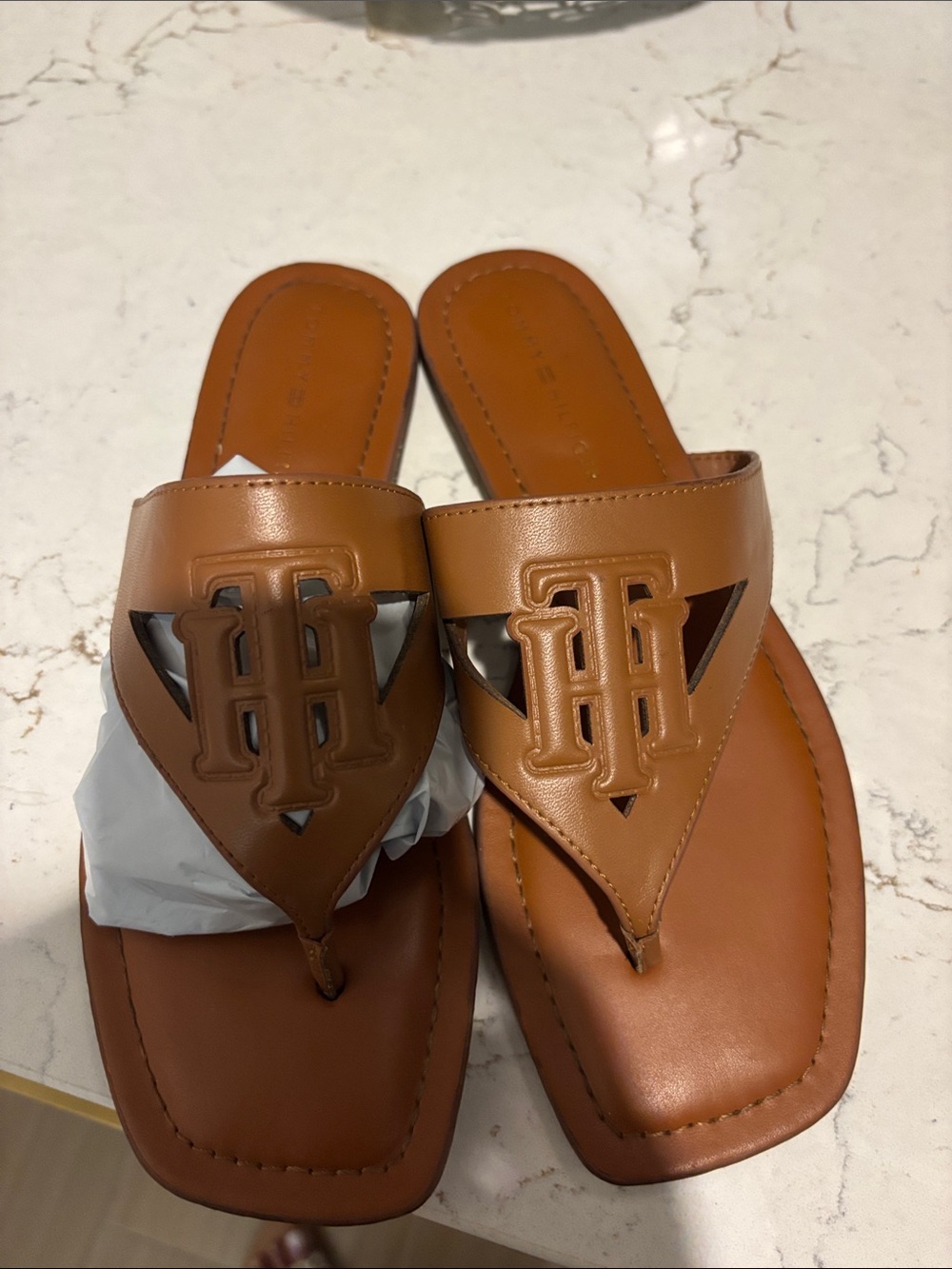 Tommy Hilfiger Cognac Brown Leather Logo Toe-Post Sandals - Picture 2 of 2